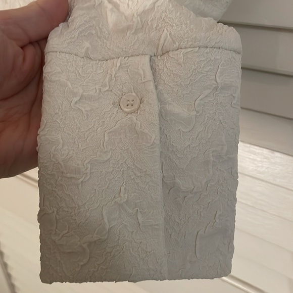 NA-KD Cream Textured Structure Fitted Button Down Blouse - Picture 4 of 9